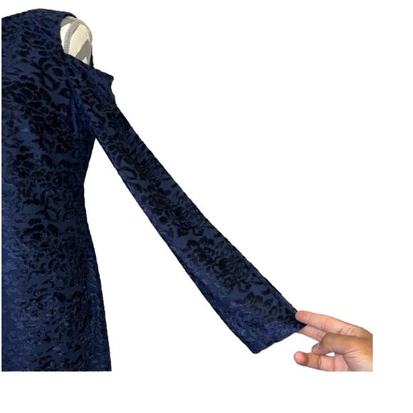 Maggy London Off shoulder Long sleeve Velvet Navy Midi Women's Sheath Dress 14 - Picture 4 of 9